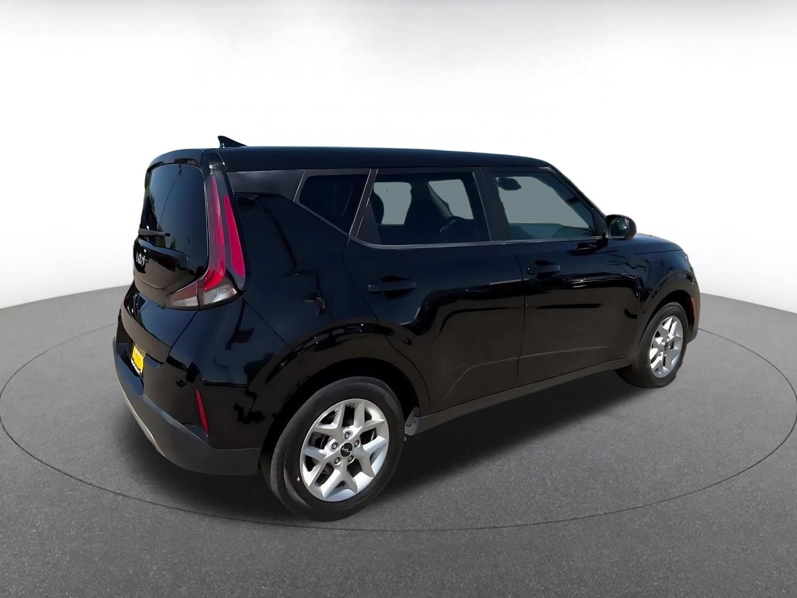 Thumbnail: 2025 Kia Soul - 15
