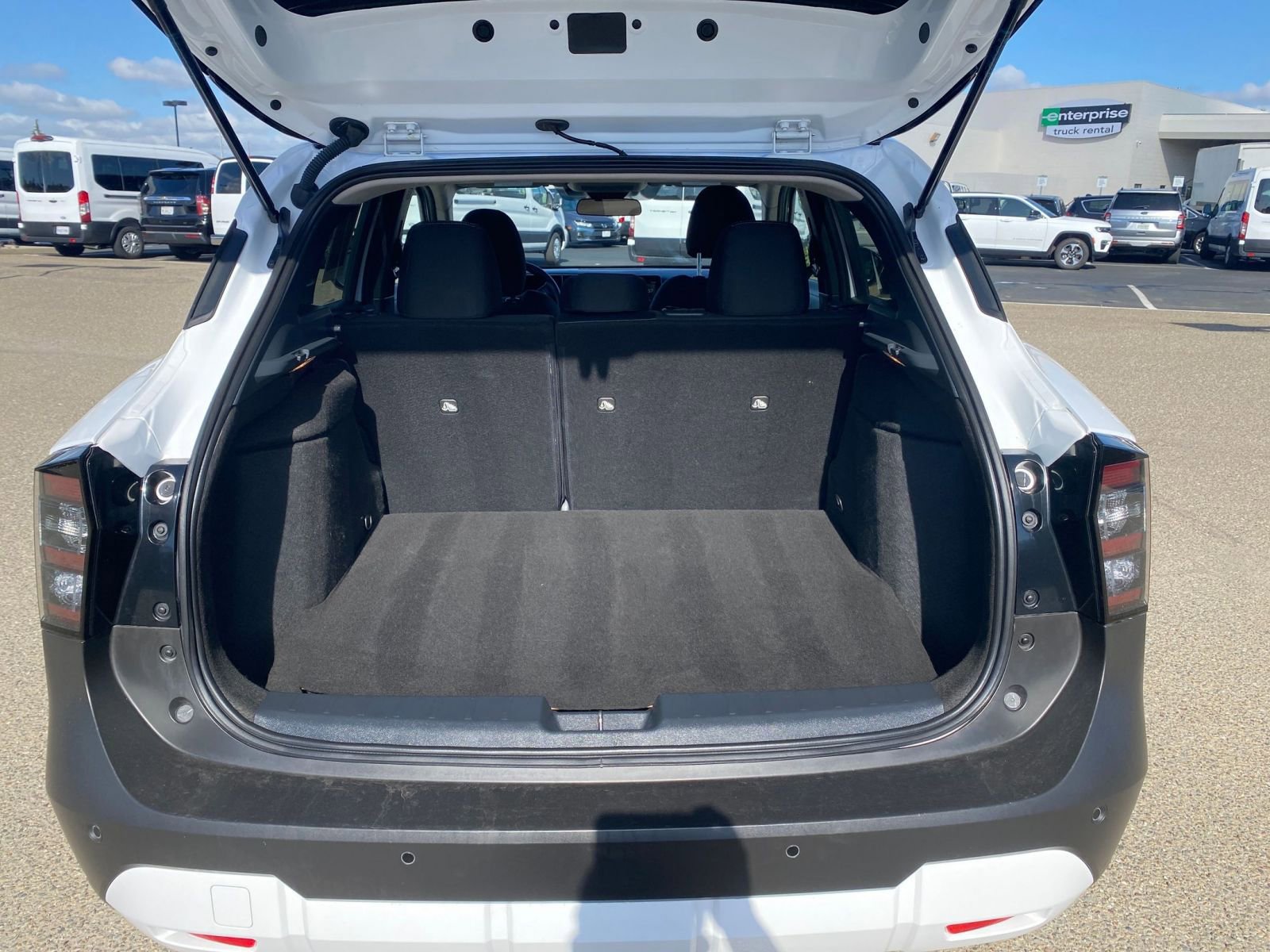 Thumbnail: 2025 Nissan Kicks - 29