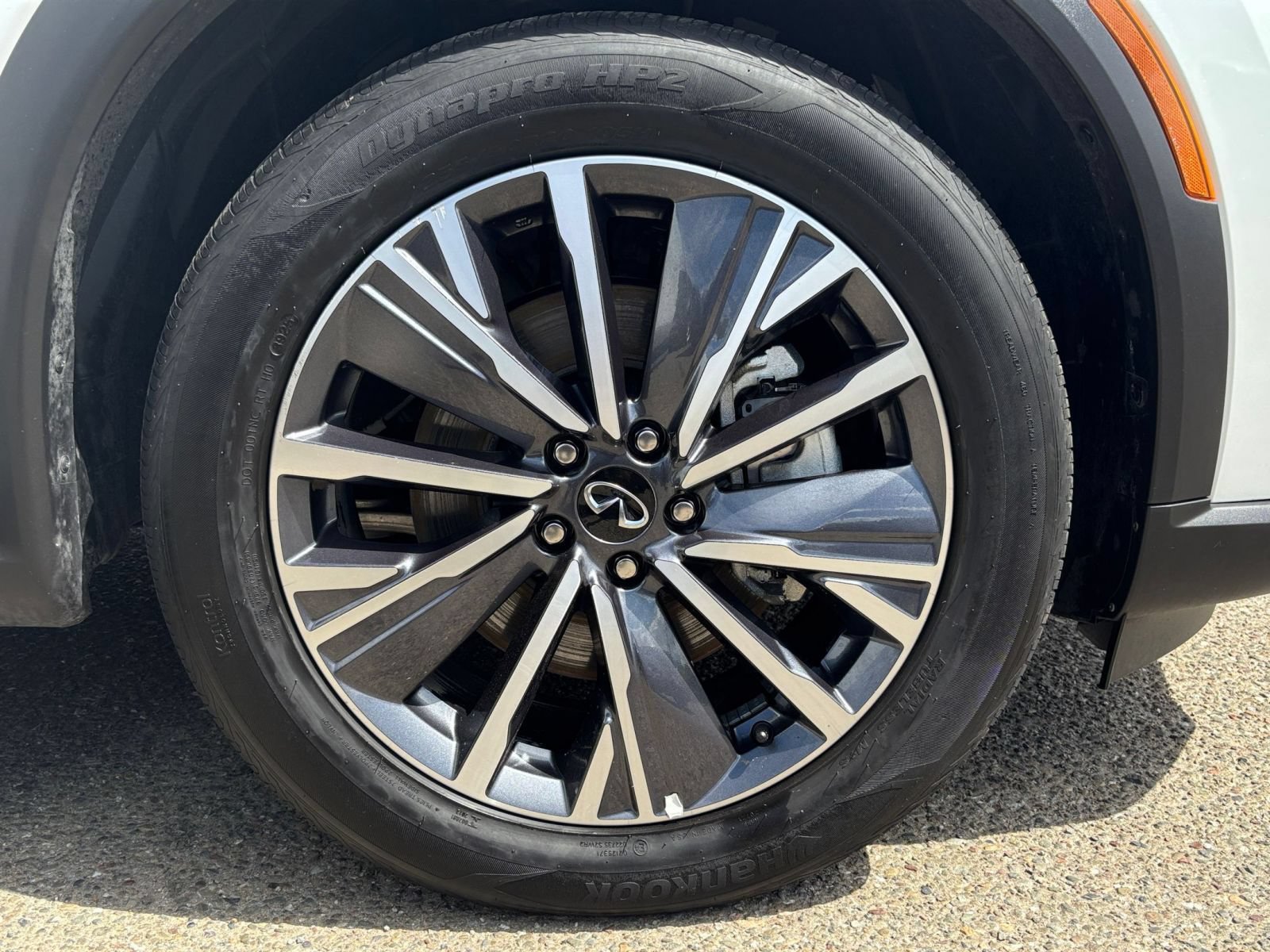 Thumbnail: 2026 INFINITI QX60 - 34