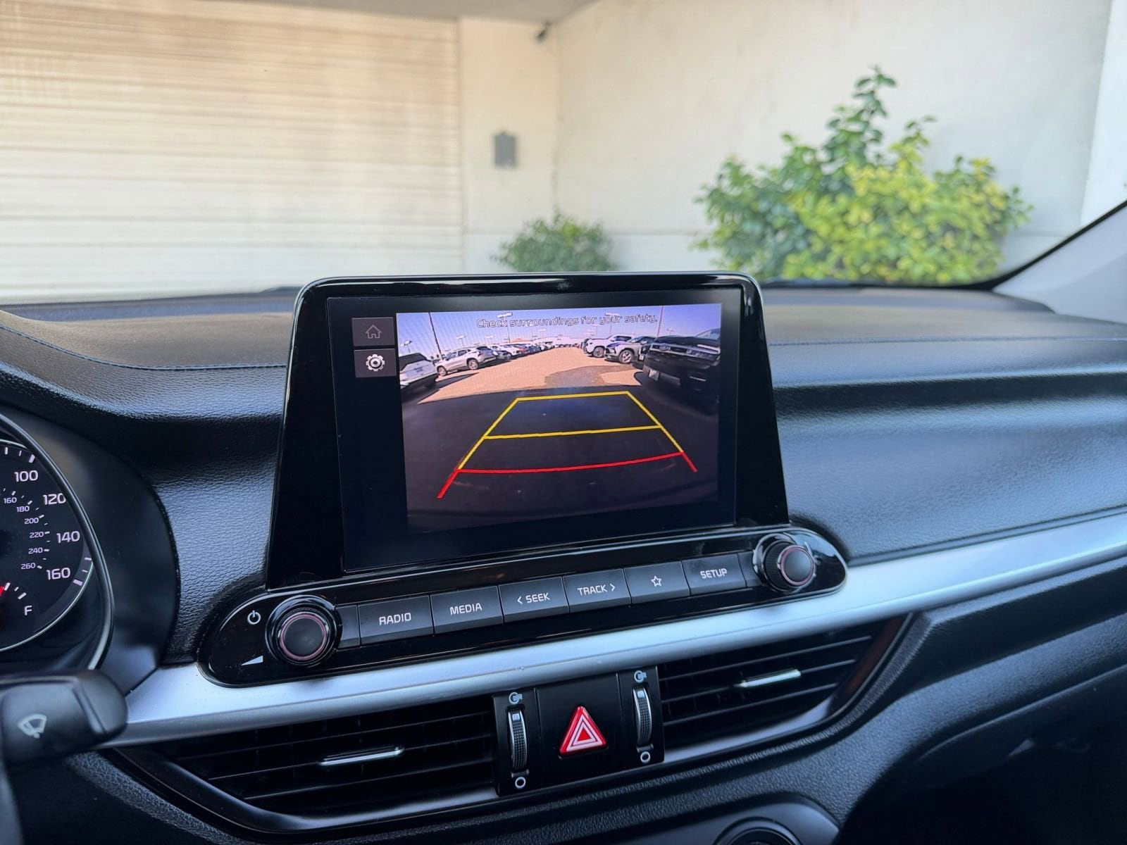 Thumbnail: 2023 Kia Forte - 24