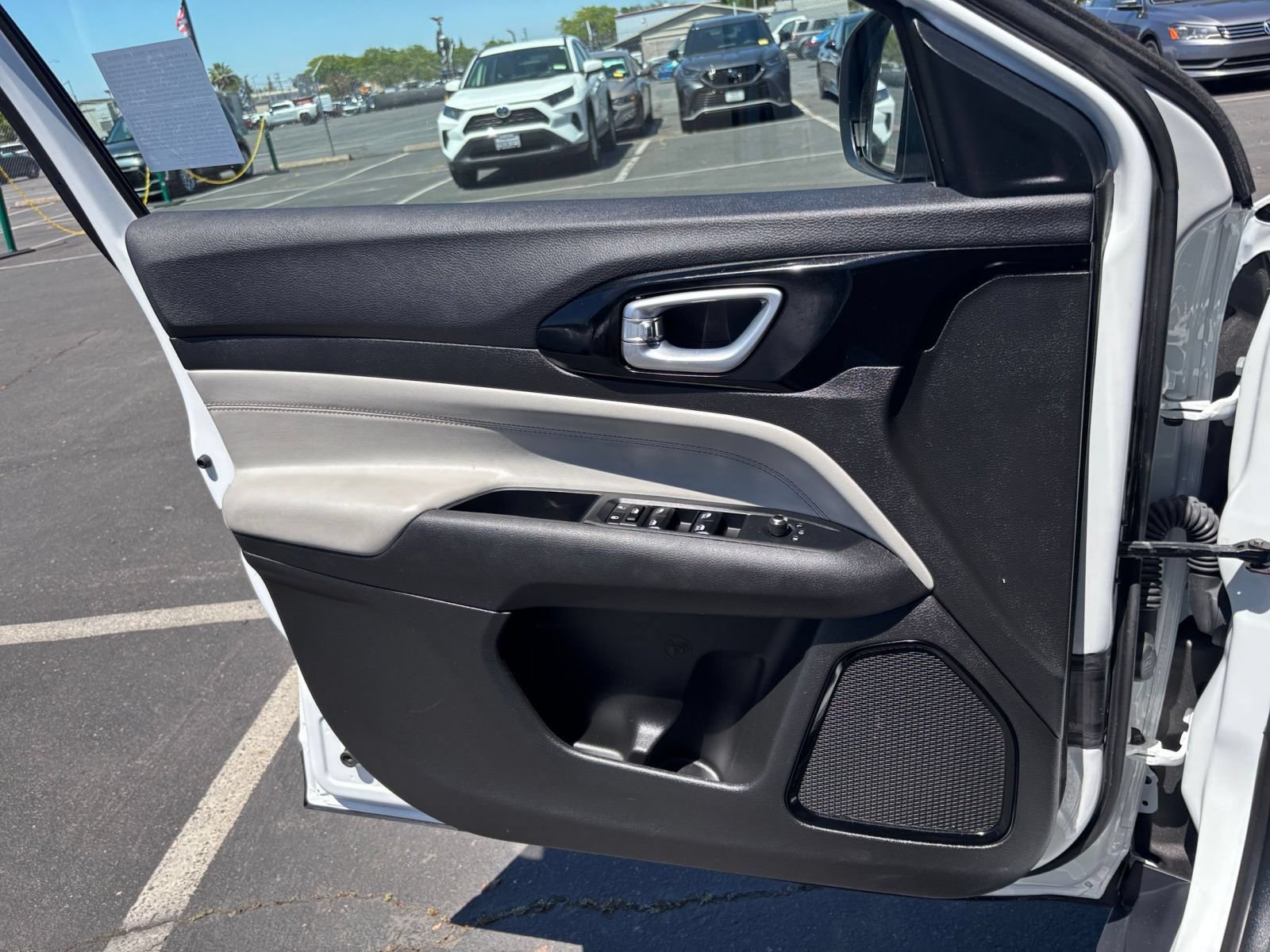 Thumbnail: 2025 Jeep Compass - 18