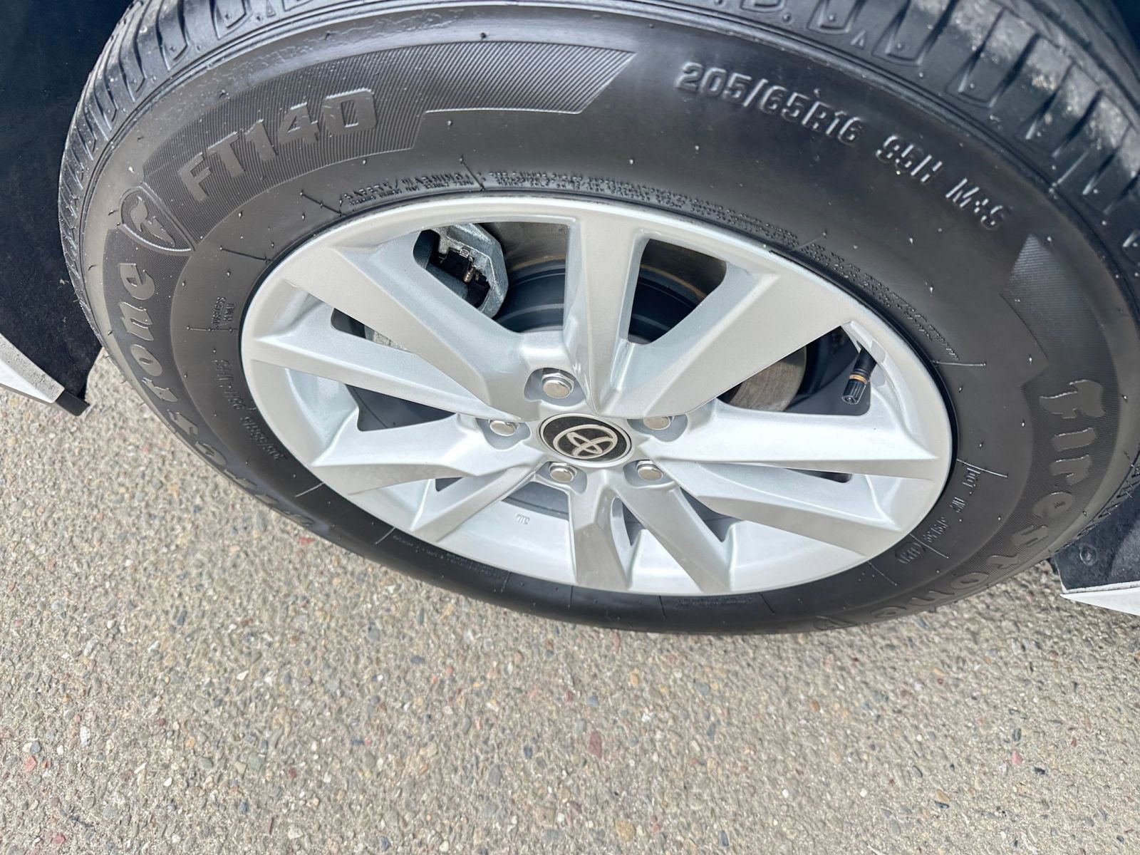 Thumbnail: 2025 Toyota Camry - 30