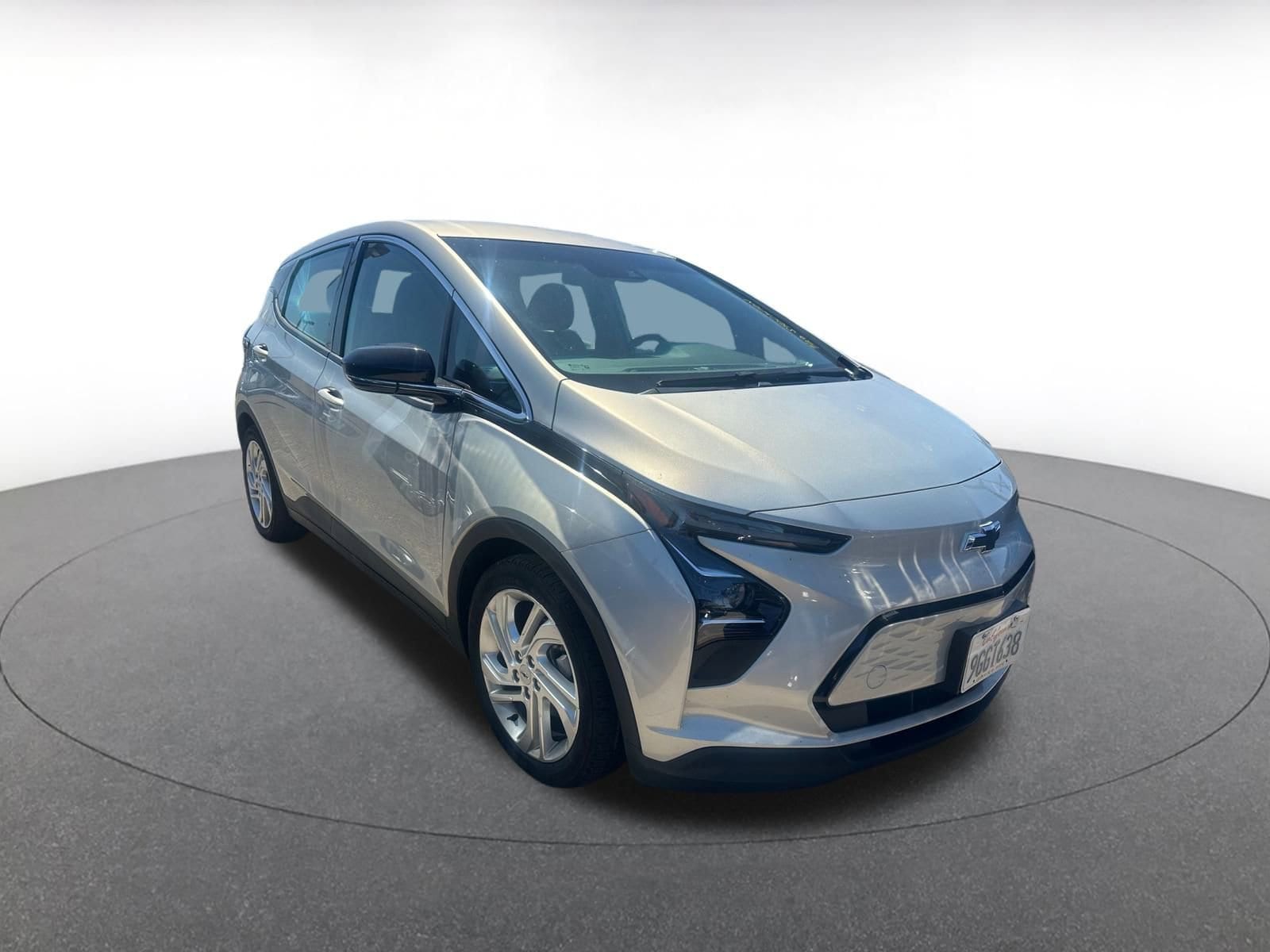 Thumbnail: 2023 Chevrolet Bolt EV - 1