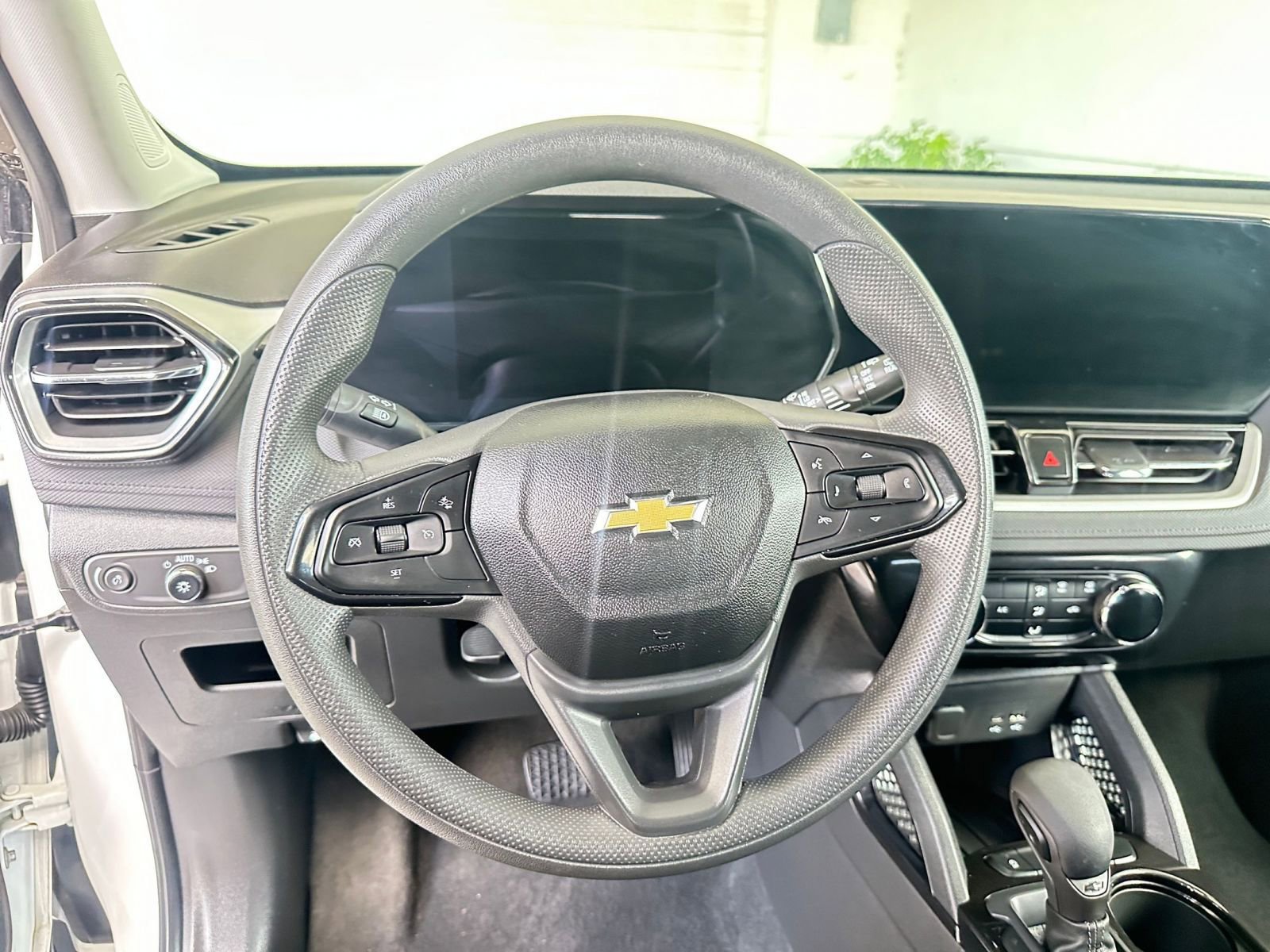 Thumbnail: 2024 Chevrolet TrailBlazer - 28