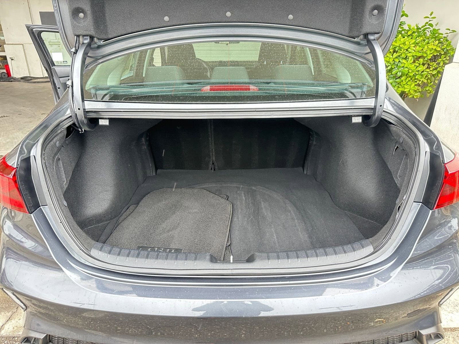 Thumbnail: 2024 Kia Forte - 31