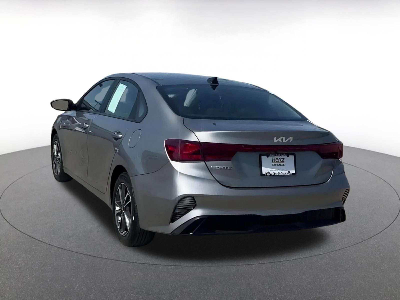 Thumbnail: 2024 Kia Forte - 11
