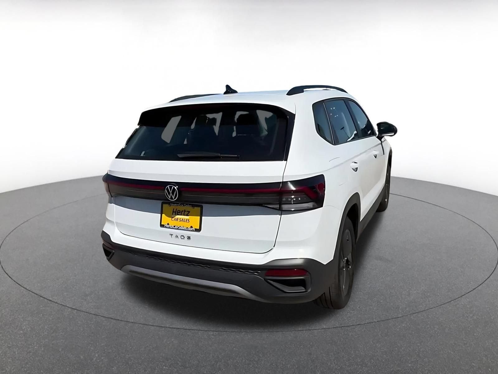 Thumbnail: 2026 Volkswagen Taos - 14
