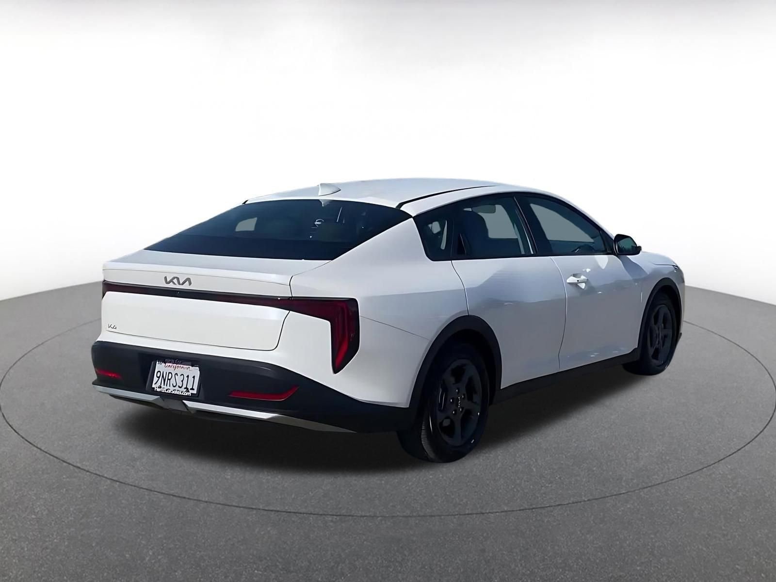 Thumbnail: 2025 Kia K4 - 14