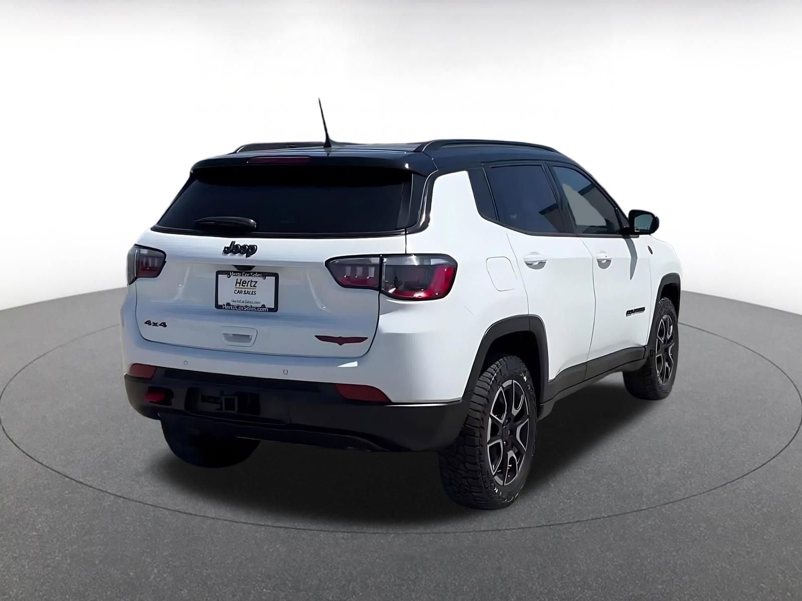 Thumbnail: 2025 Jeep Compass - 14