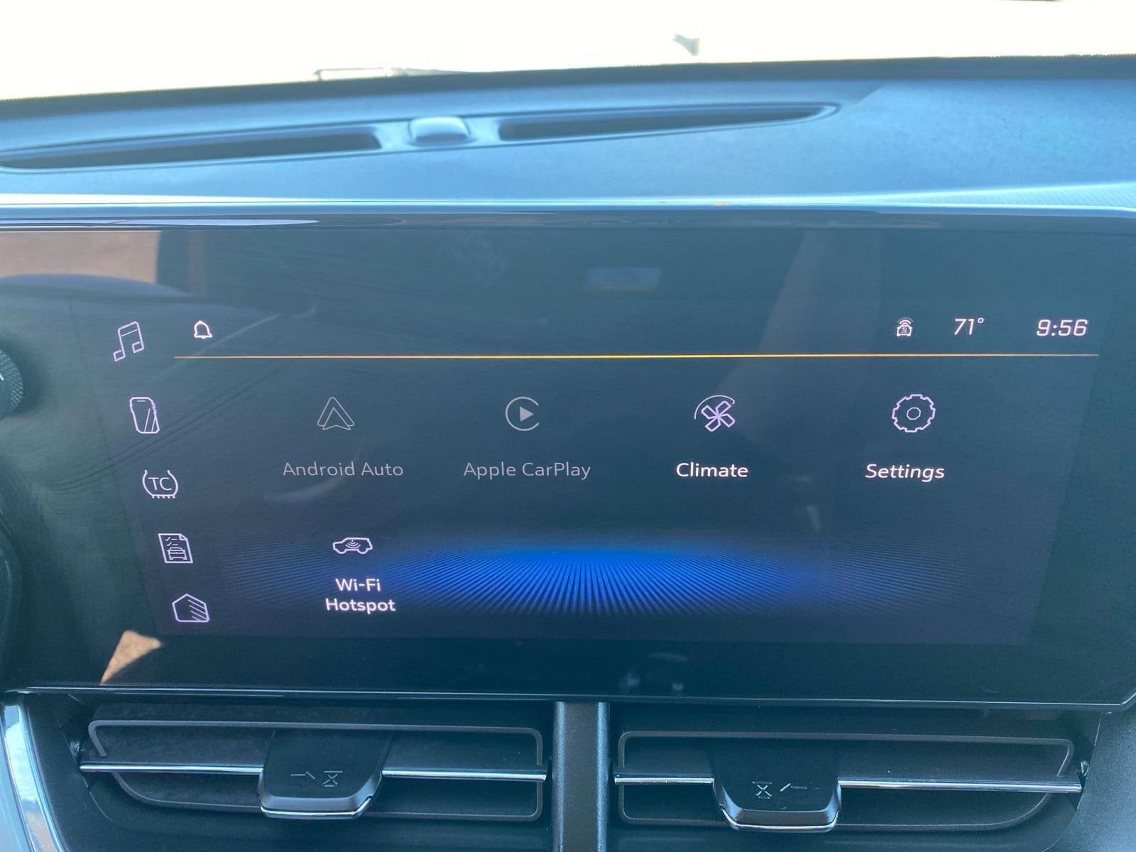 Thumbnail: 2025 Chevrolet Trax - 21