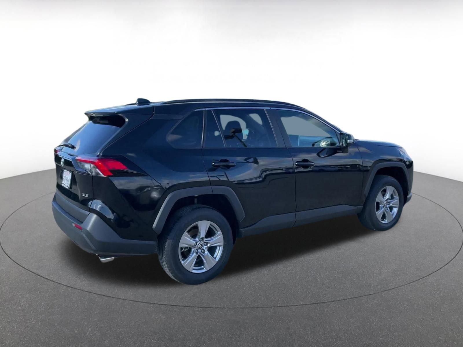 Thumbnail: 2025 Toyota RAV4 - 15