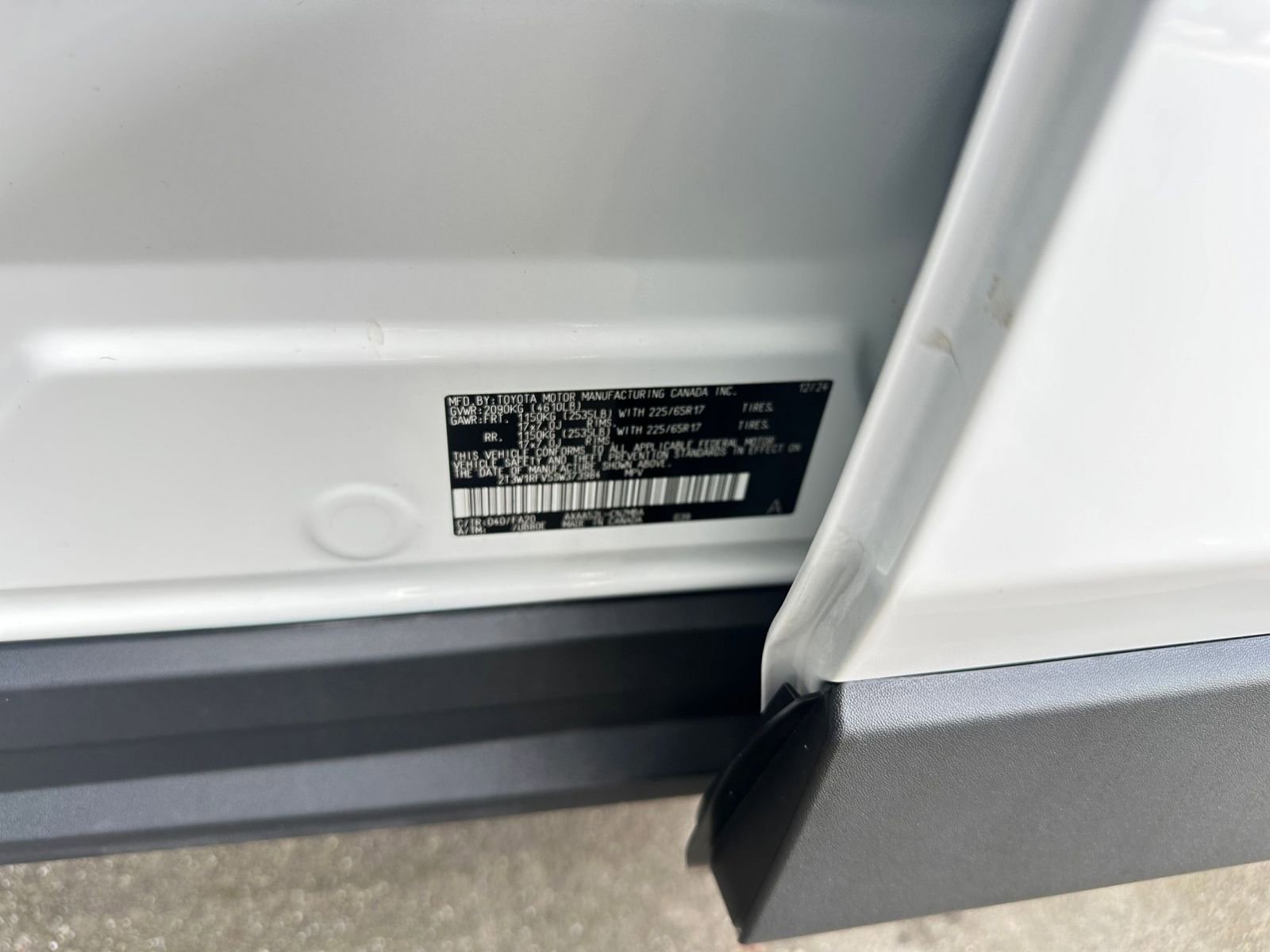 Thumbnail: 2025 Toyota RAV4 - 29