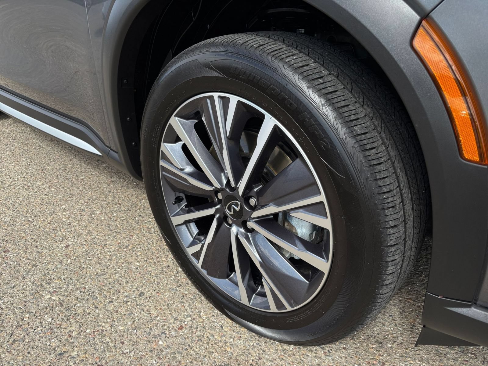 Thumbnail: 2026 INFINITI QX60 - 35