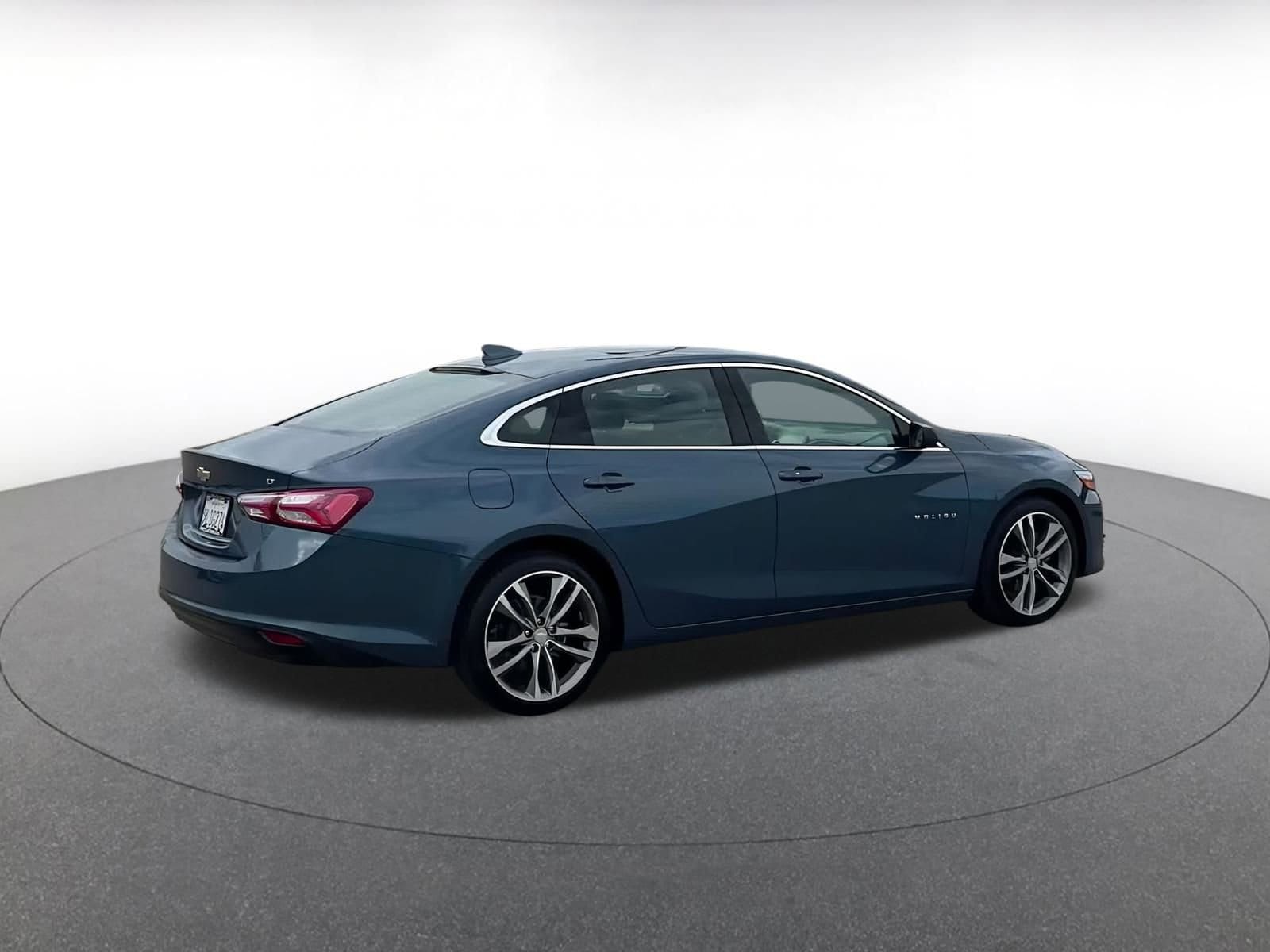 Thumbnail: 2024 Chevrolet Malibu - 15