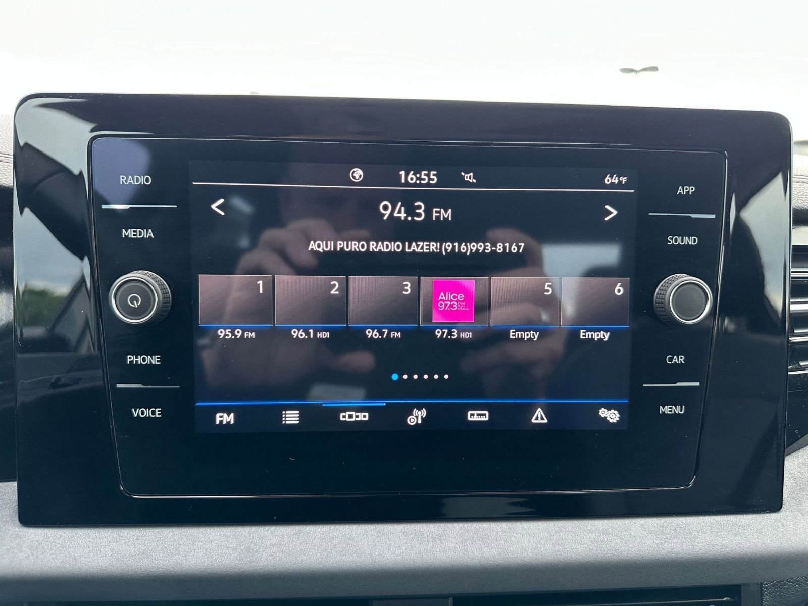 Thumbnail: 2025 Volkswagen Jetta - 21