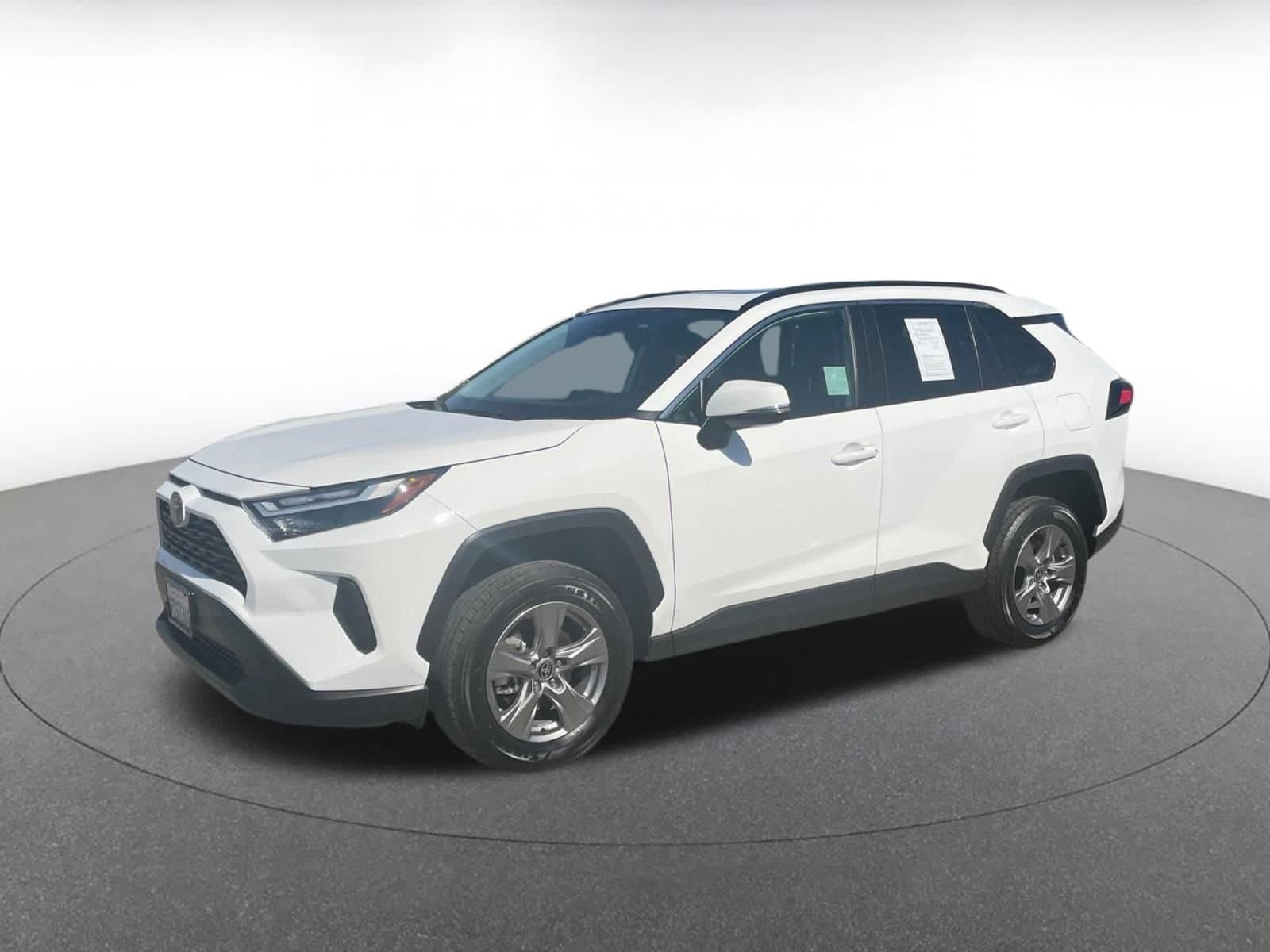Thumbnail: 2025 Toyota RAV4 - 4