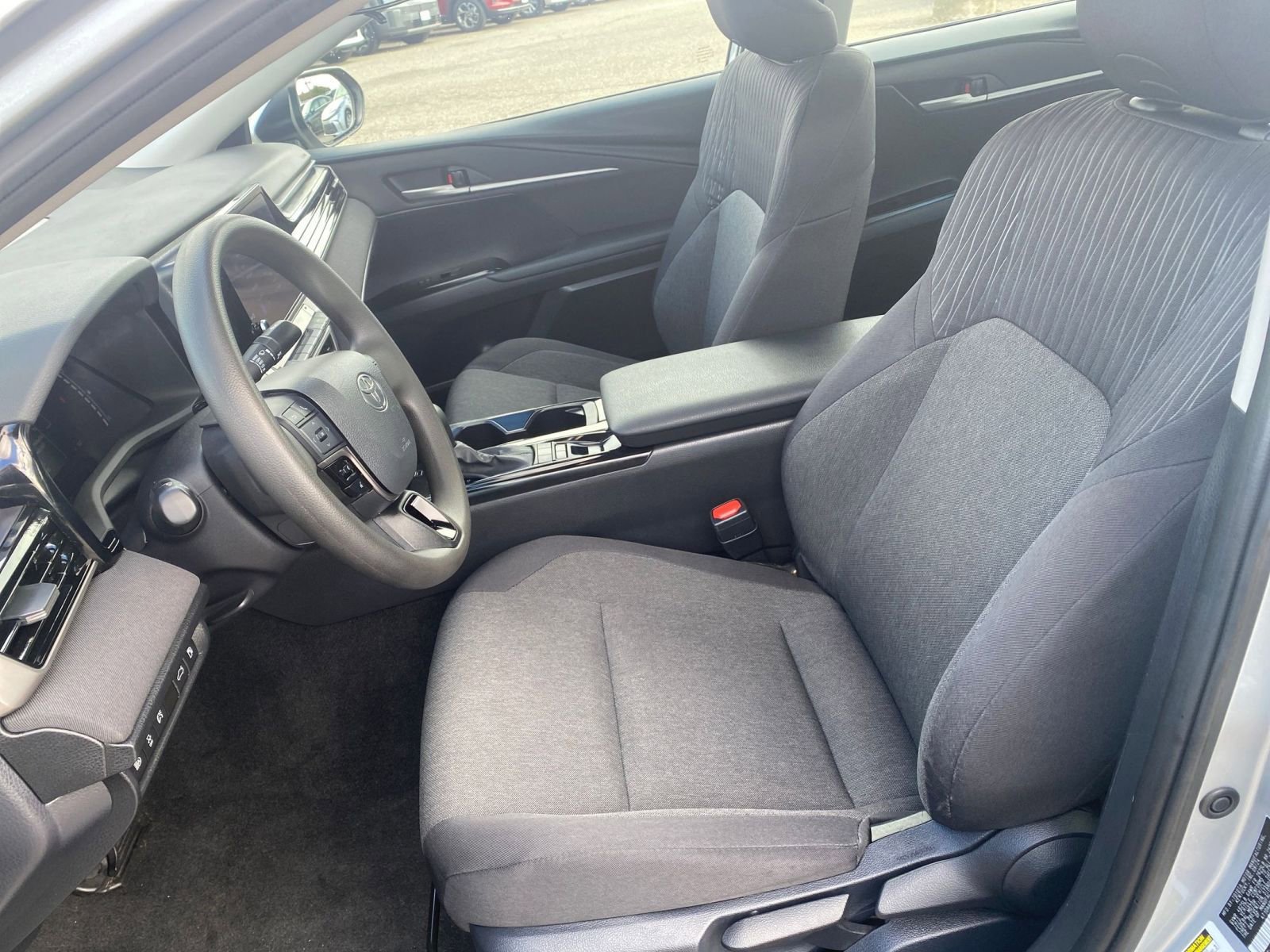 Thumbnail: 2025 Toyota Camry - 27