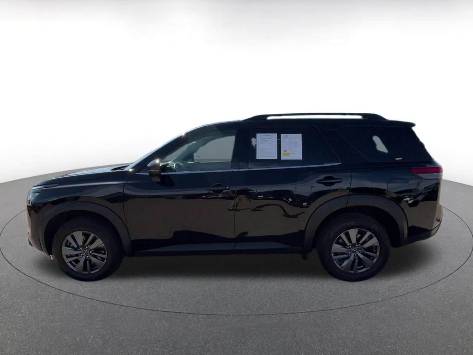 Thumbnail: 2025 Nissan Pathfinder - 8