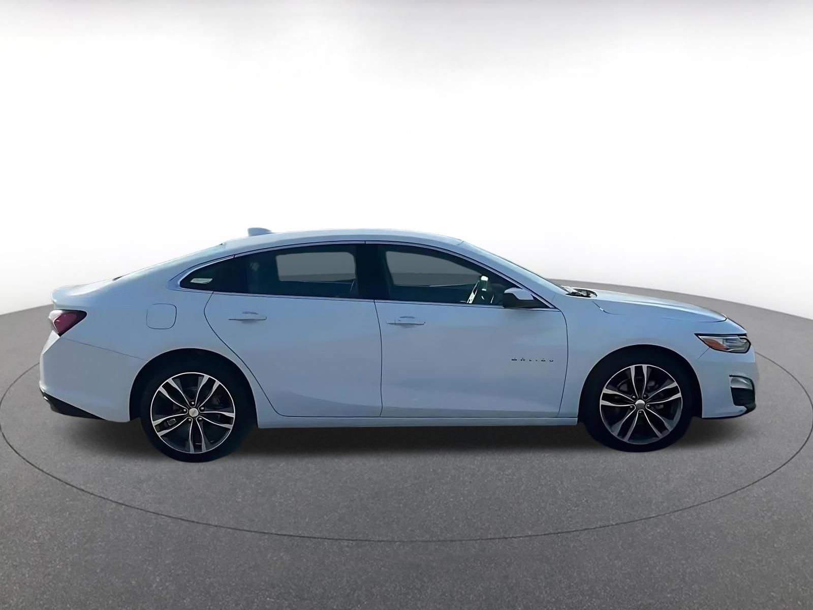 Thumbnail: 2024 Chevrolet Malibu - 16