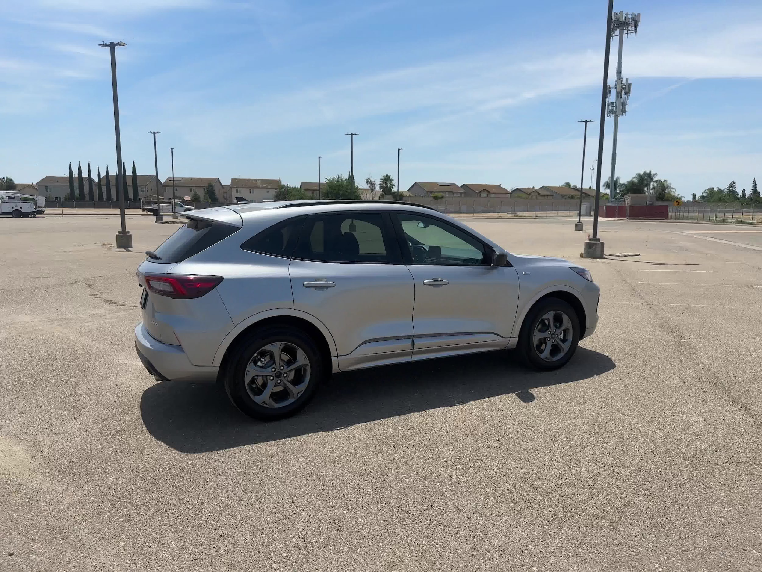 2023 Ford Escape ST-Line 15