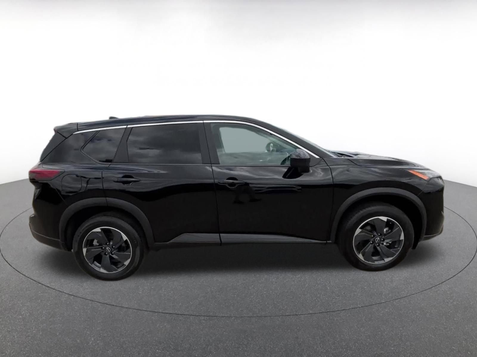 Thumbnail: 2025 Nissan Rogue - 16