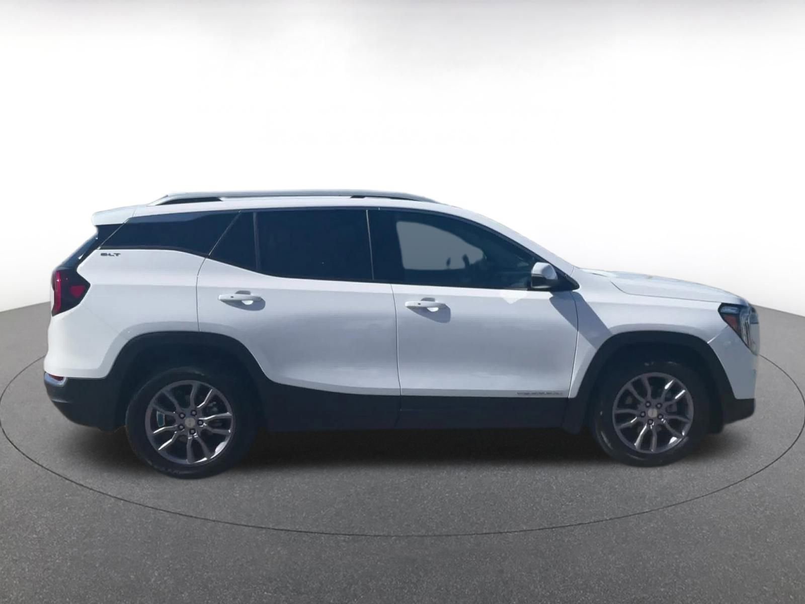 Thumbnail: 2023 GMC Terrain - 16