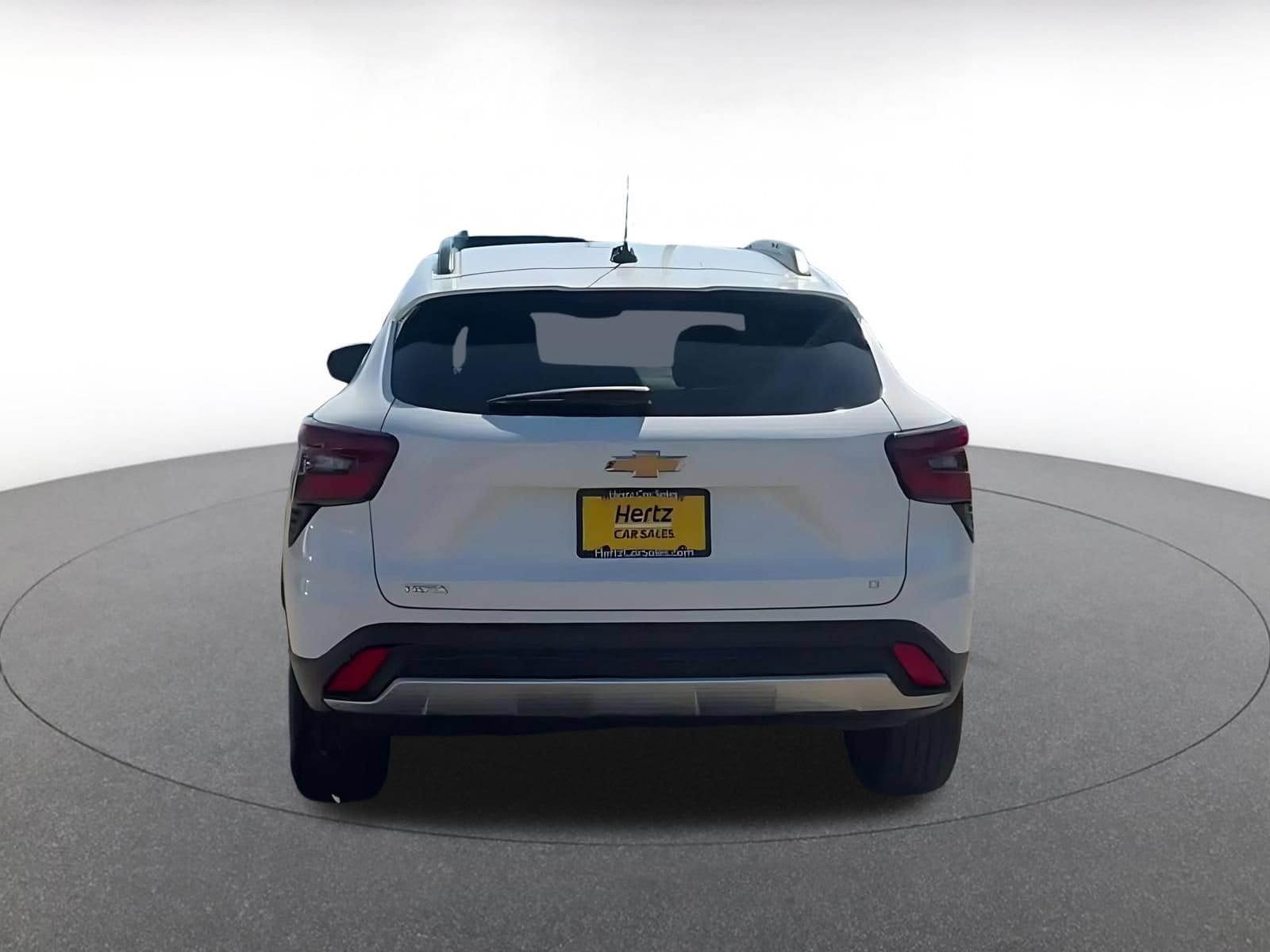 Thumbnail: 2025 Chevrolet Trax - 12