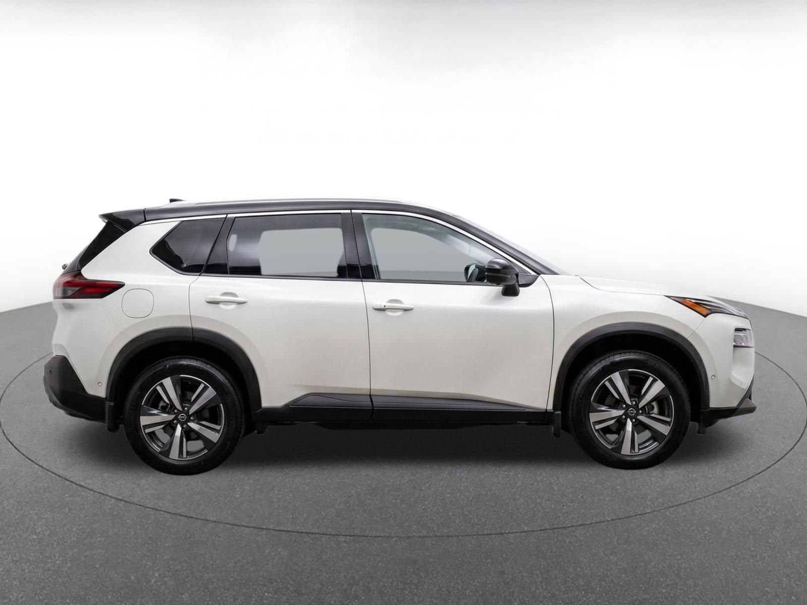 Thumbnail: 2026 Nissan Rogue - 10