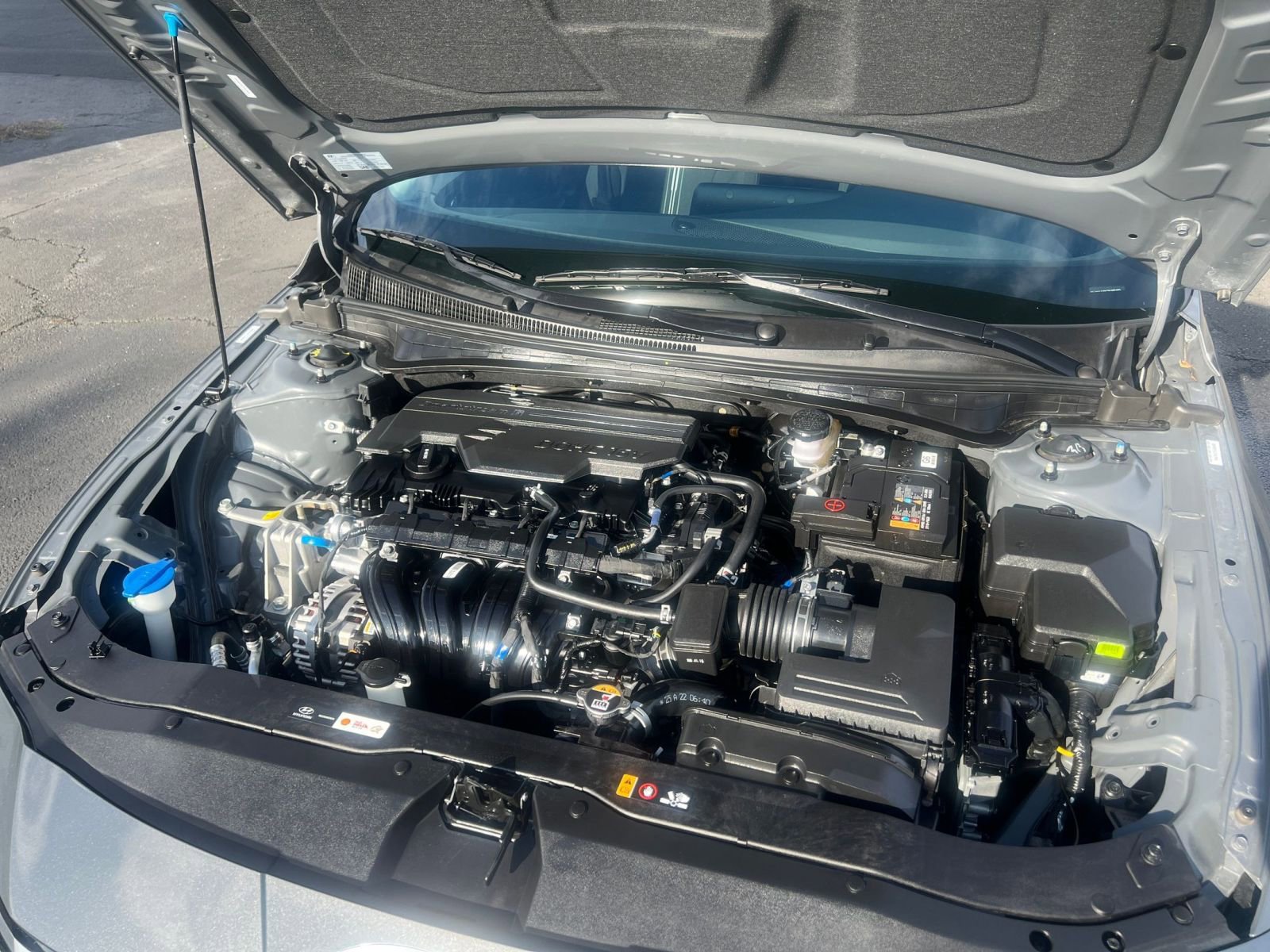 Thumbnail: 2025 Hyundai Elantra - 32