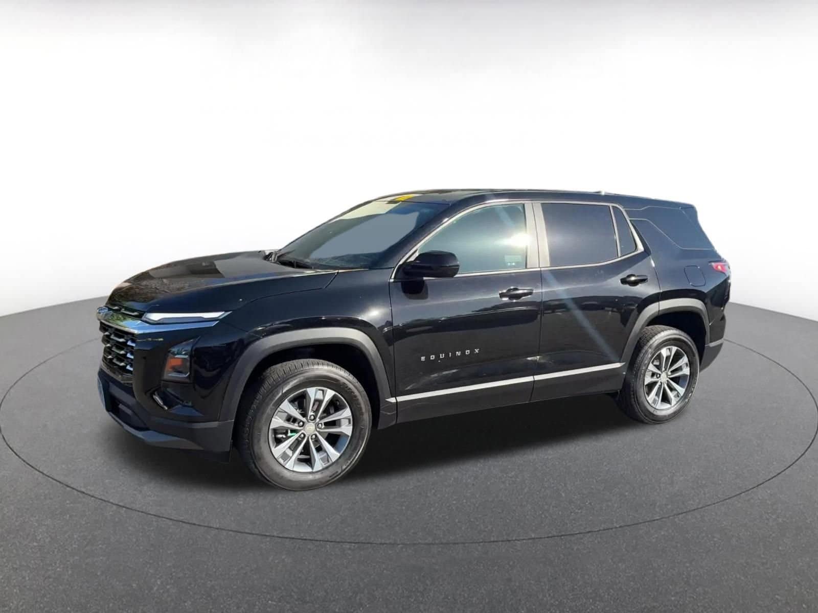 Thumbnail: 2025 Chevrolet Equinox - 8