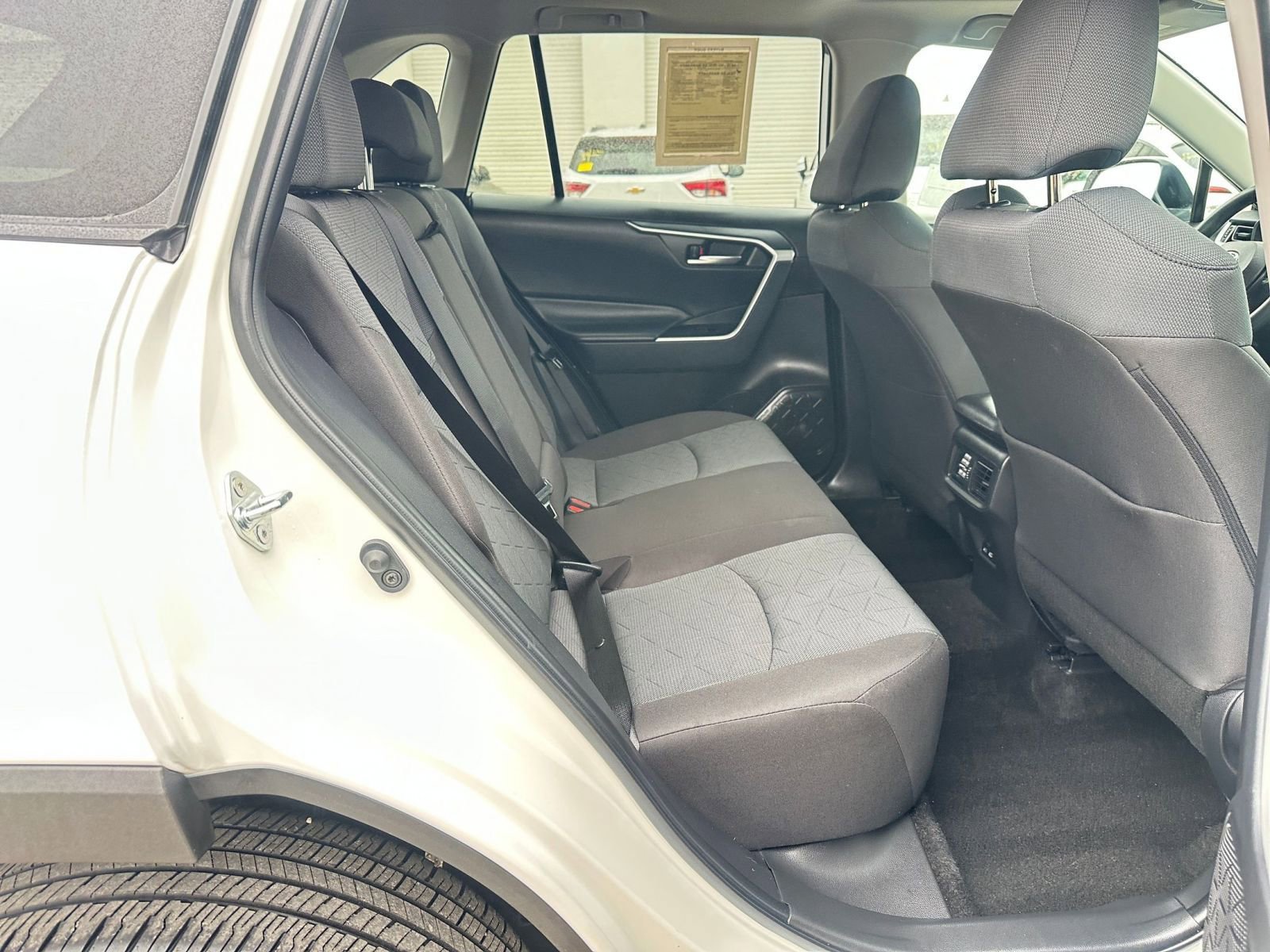 Thumbnail: 2025 Toyota RAV4 - 25