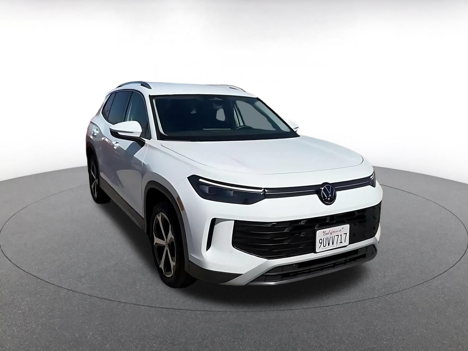 Thumbnail: 2026 Volkswagen Tiguan - 3