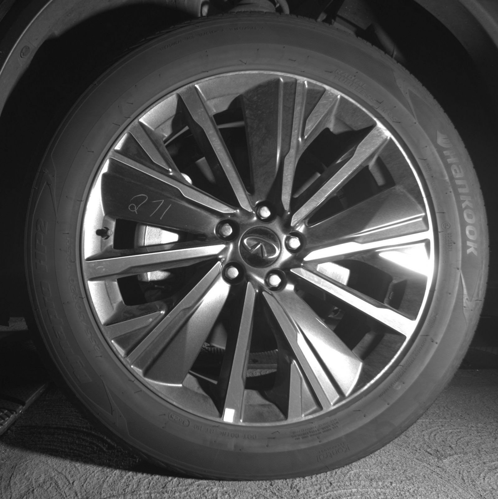 Thumbnail: 2026 INFINITI QX60 - 14