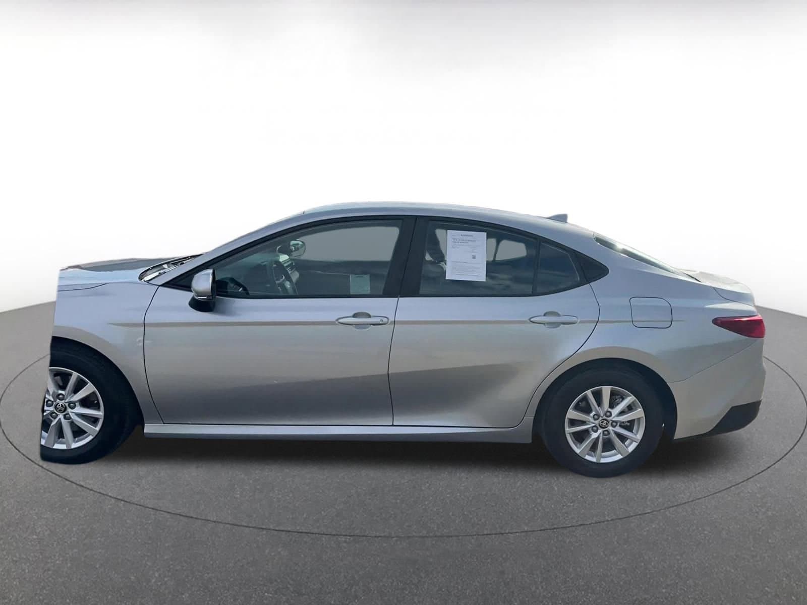 Thumbnail: 2025 Toyota Camry - 9