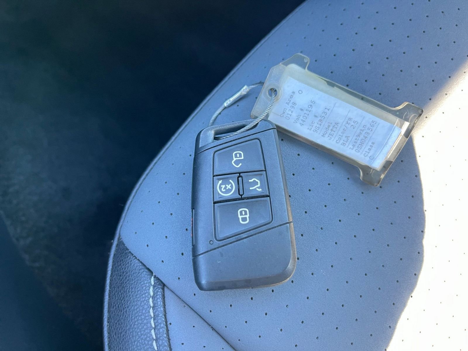 Thumbnail: 2025 Volkswagen Jetta - 22