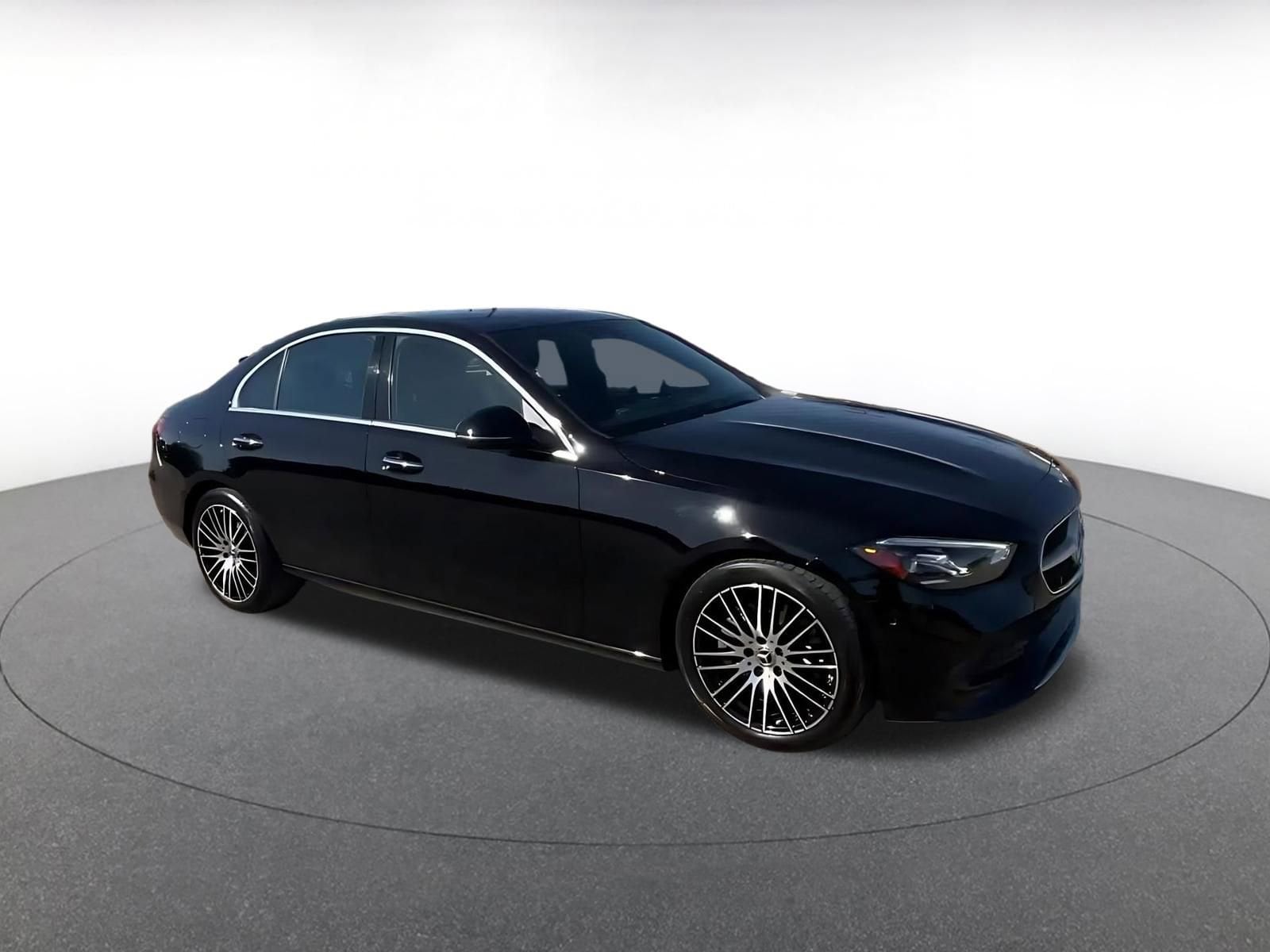 Thumbnail: 2024 Mercedes-Benz C-Class - 2