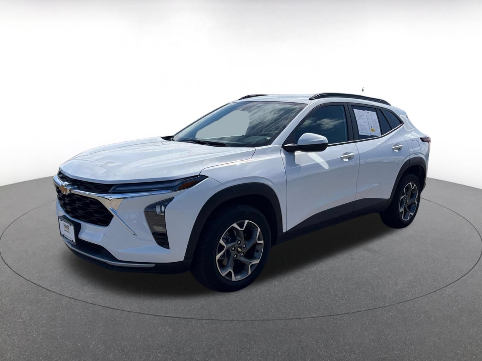 Thumbnail: 2025 Chevrolet Trax - 4