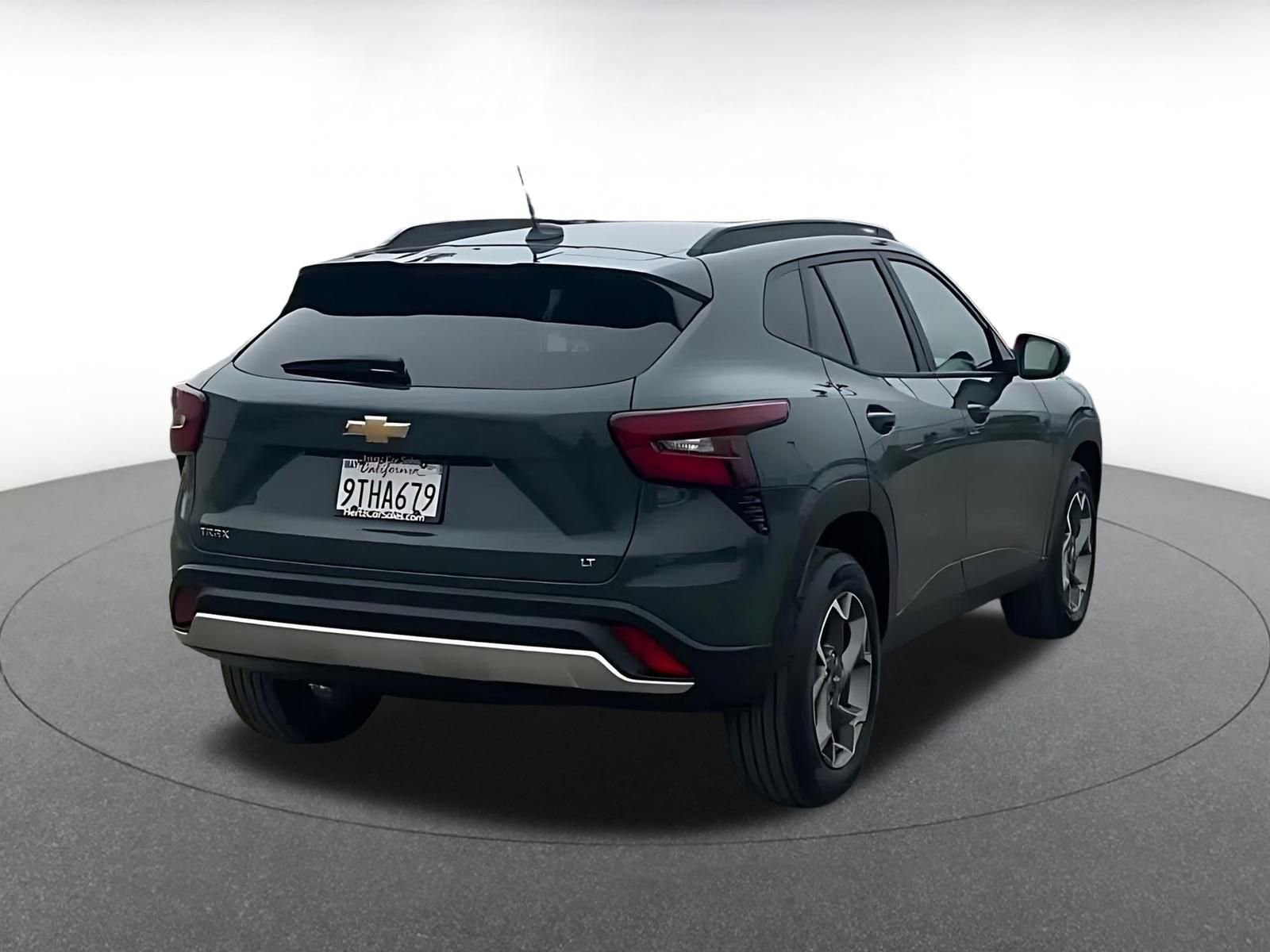 Thumbnail: 2025 Chevrolet Trax - 14