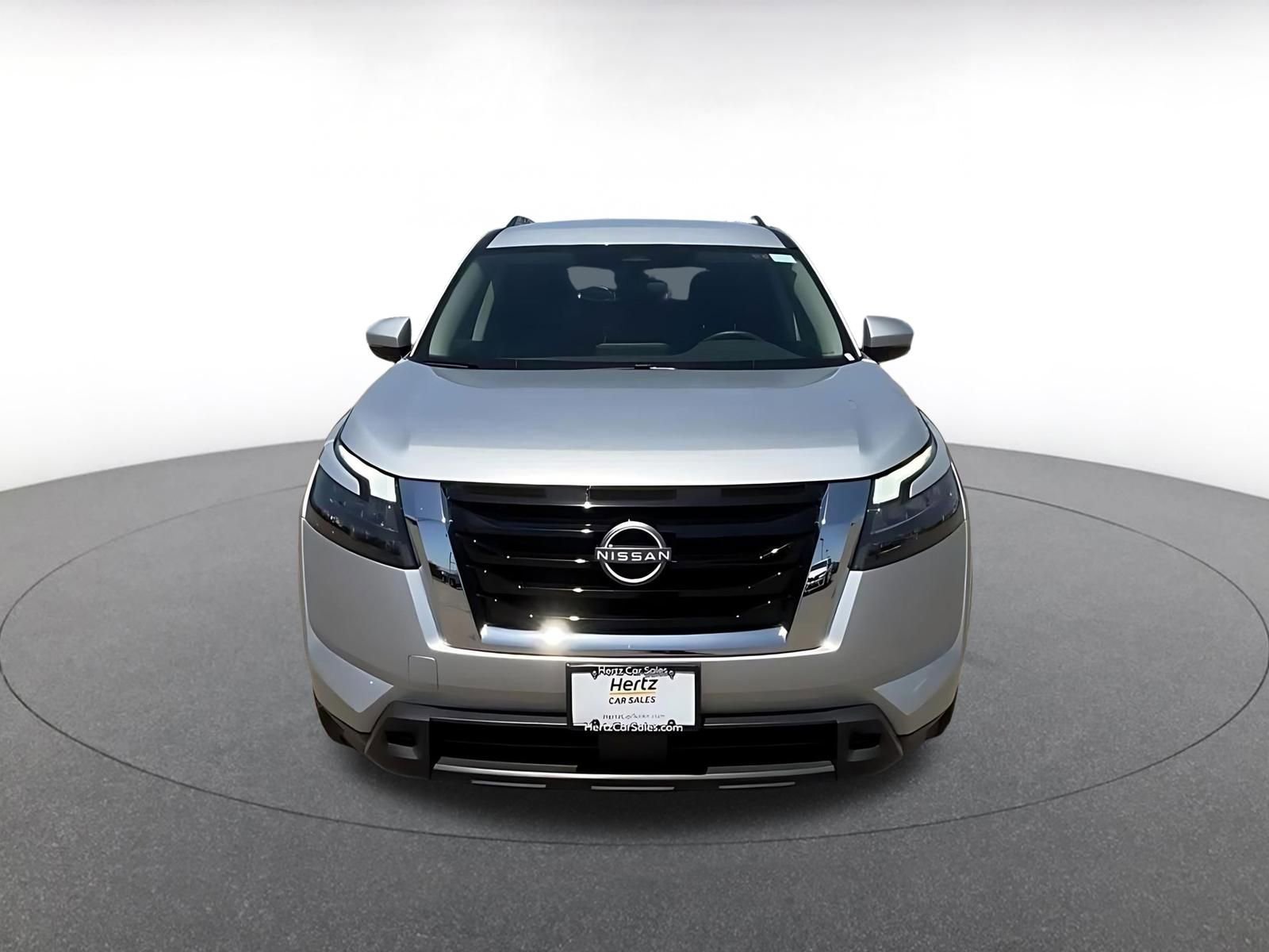 Thumbnail: 2025 Nissan Pathfinder - 4