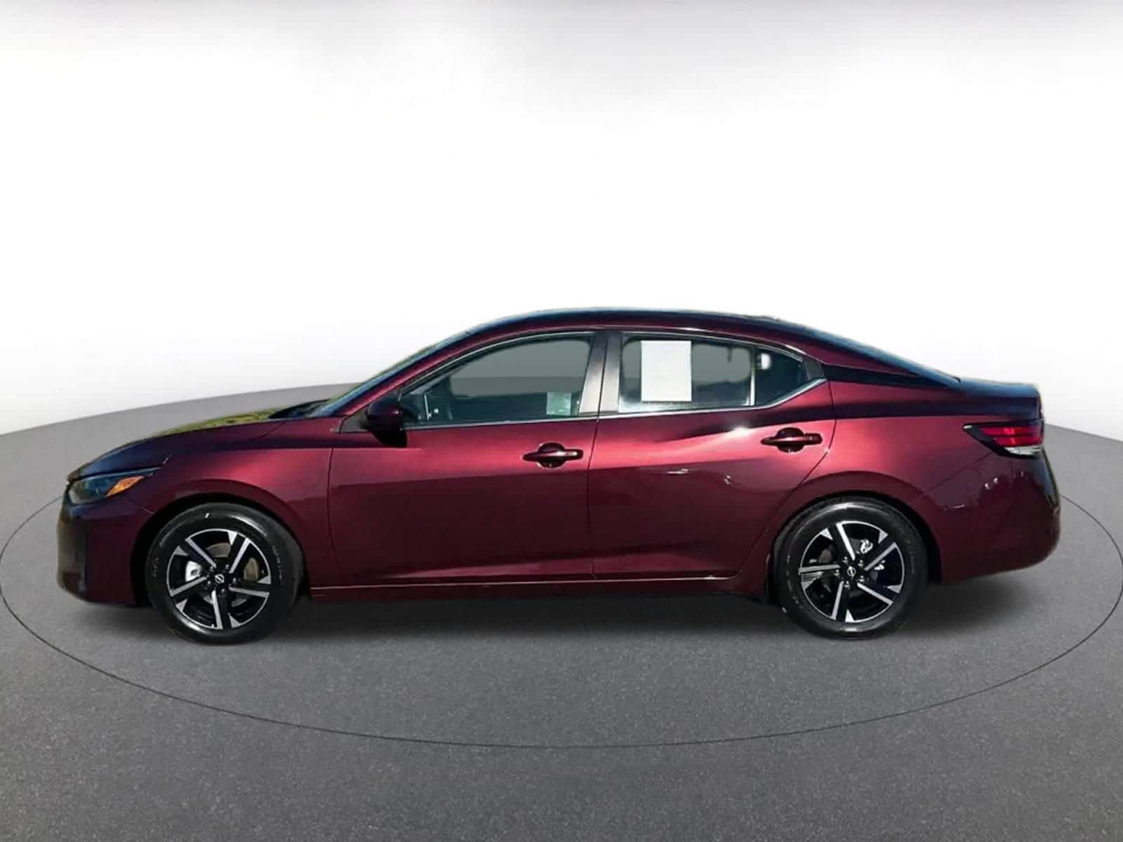 Thumbnail: 2024 Nissan Sentra - 8