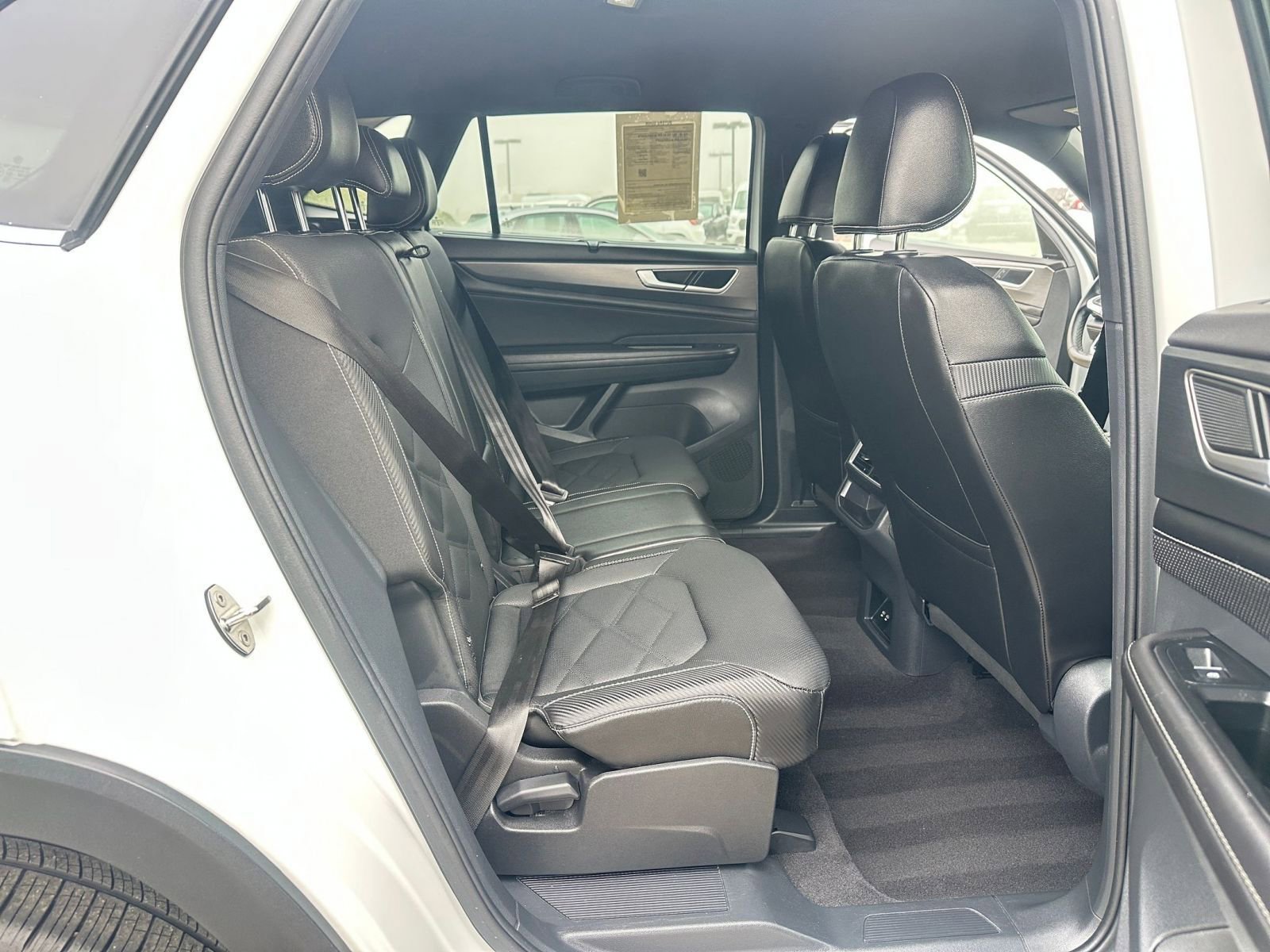 Thumbnail: 2025 Volkswagen Atlas - 27