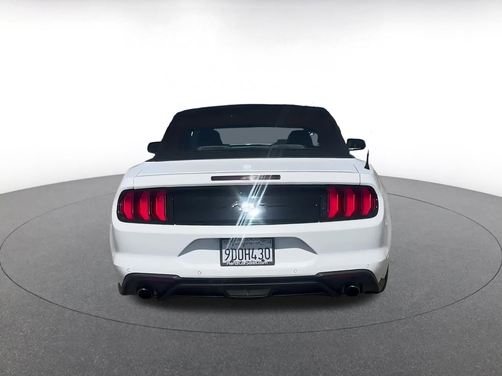 2023 Ford Mustang  12