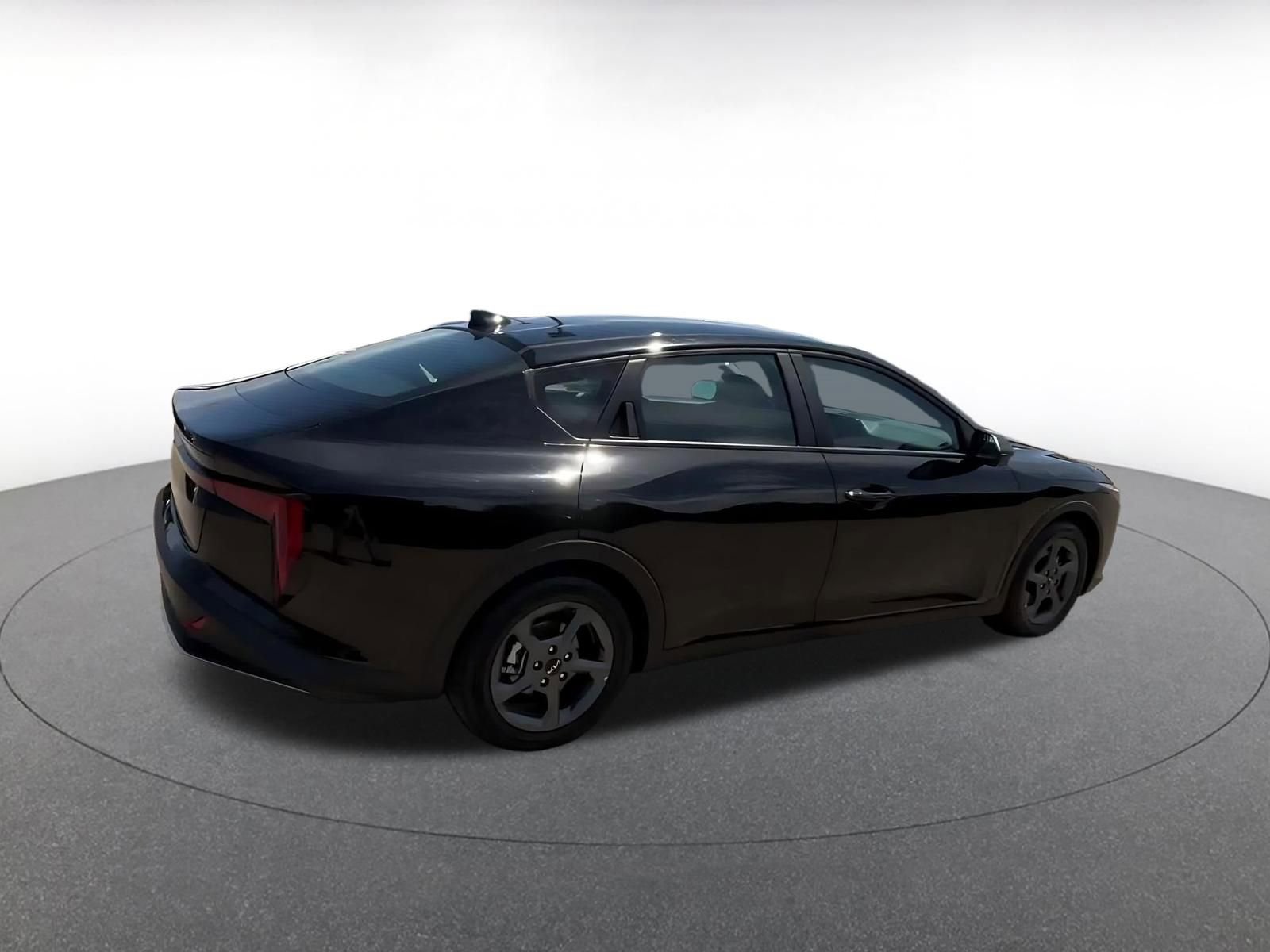 Thumbnail: 2025 Kia K4 - 15