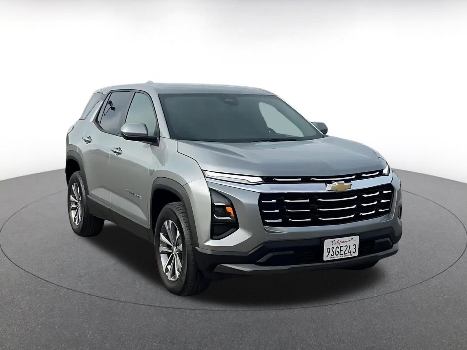 Thumbnail: 2025 Chevrolet Equinox - 3