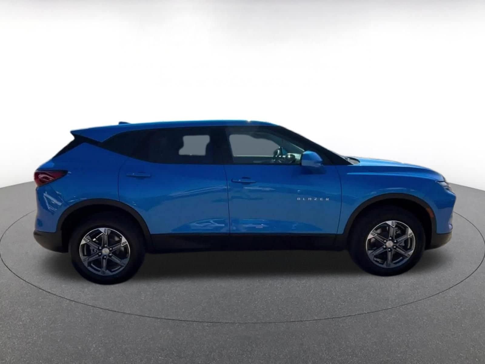 Thumbnail: 2026 Chevrolet Blazer - 15