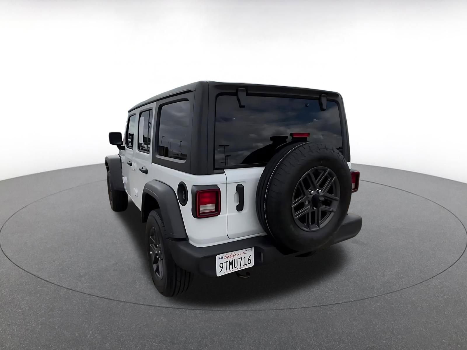 Thumbnail: 2025 Jeep Wrangler - 11