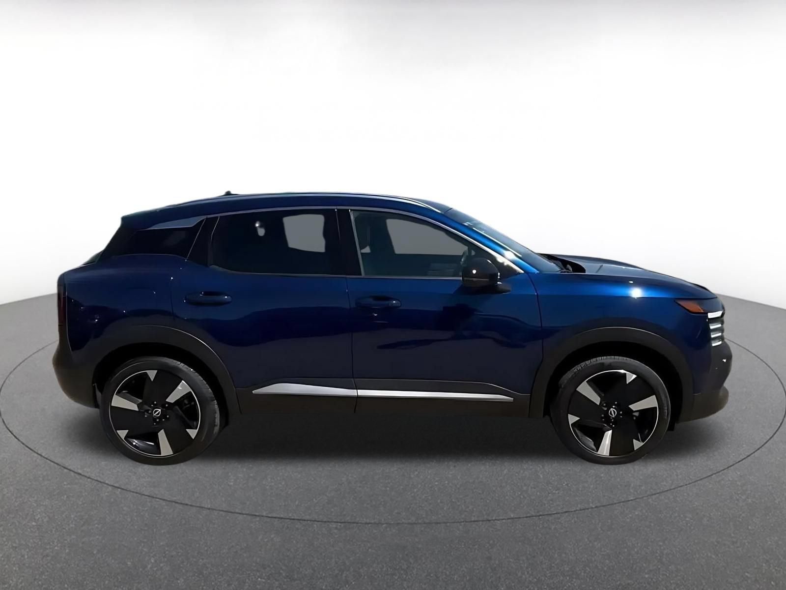 Thumbnail: 2026 Nissan Kicks - 15