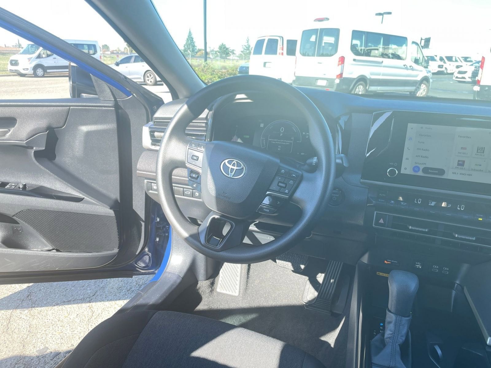 Thumbnail: 2025 Toyota Camry - 34