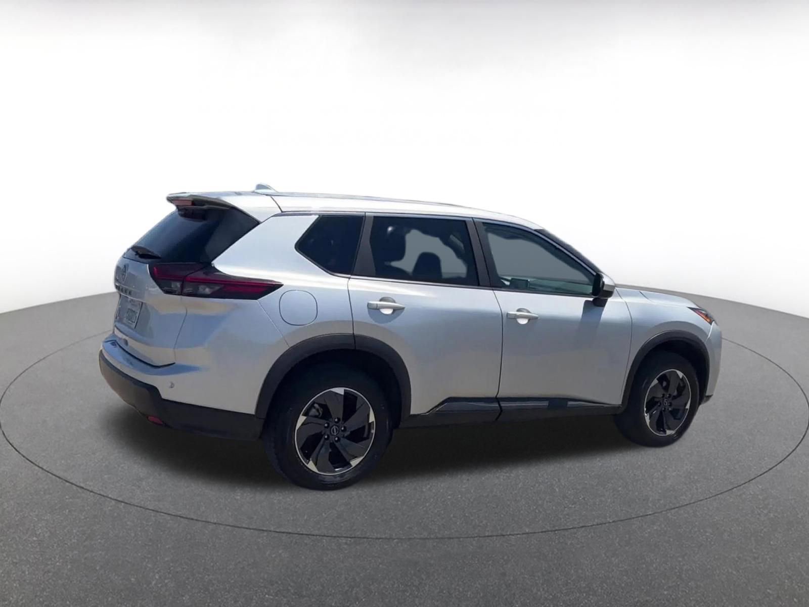 Thumbnail: 2025 Nissan Rogue - 15