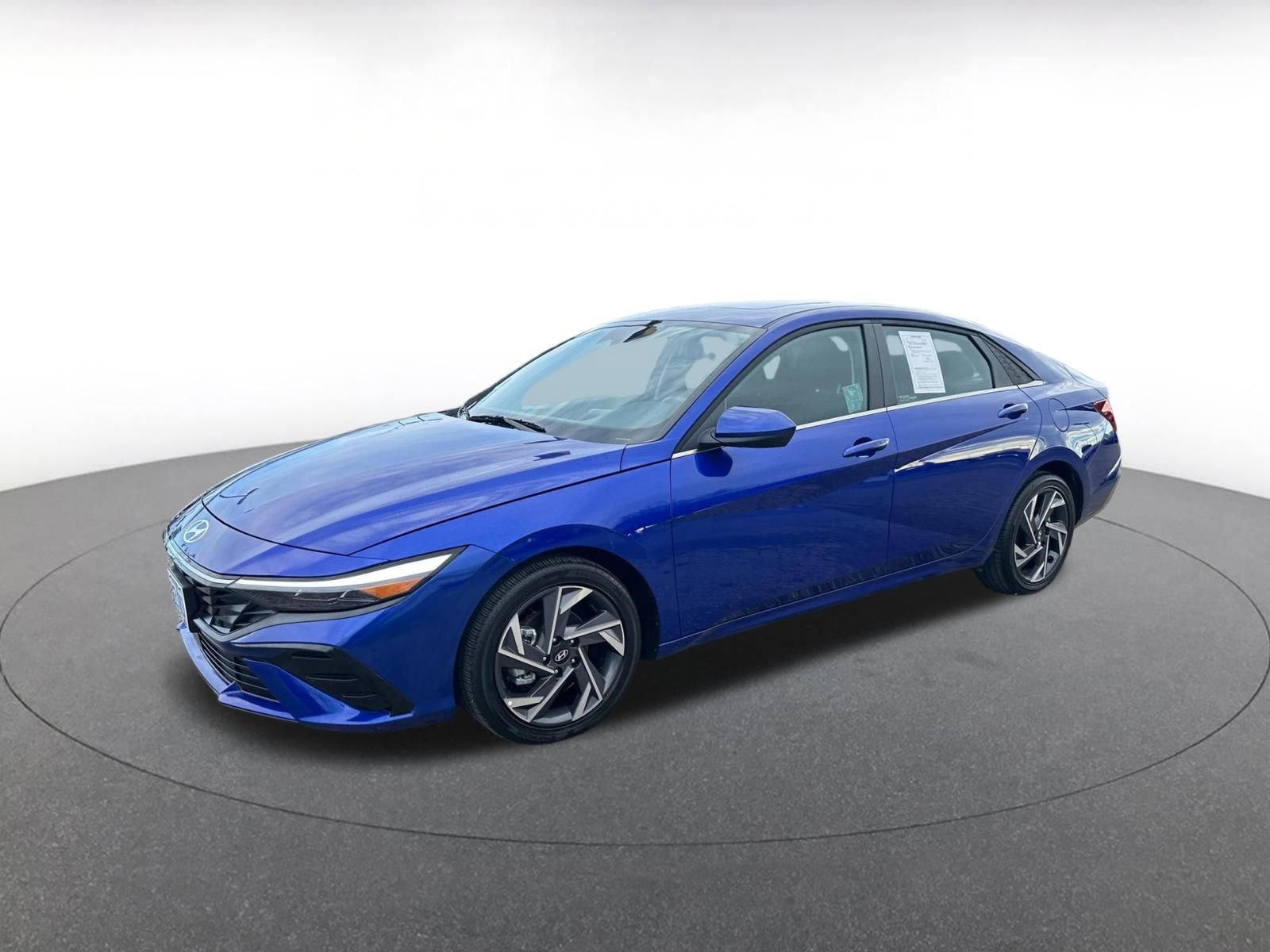 Thumbnail: 2025 Hyundai Elantra - 4